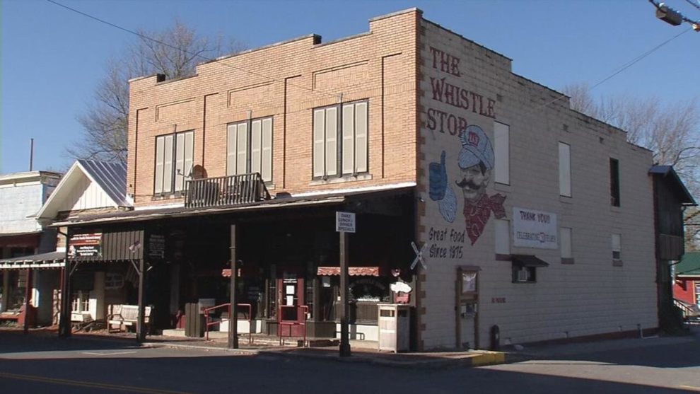 The Whistle Stop restaurant going to auction