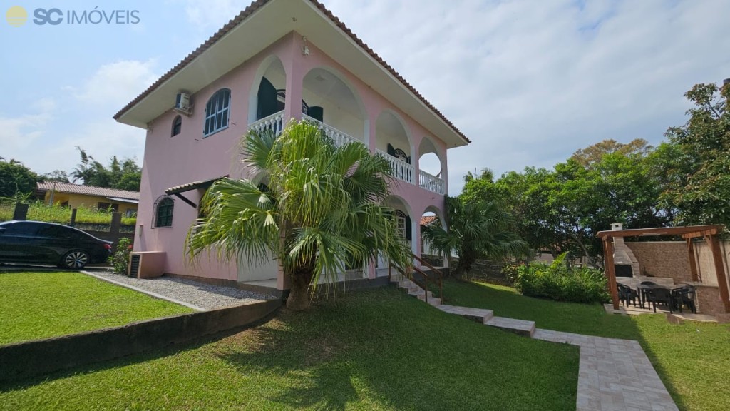 Casa Código 50086 para alugar em temporada no bairro Ingleses na cidade de Florianópolis