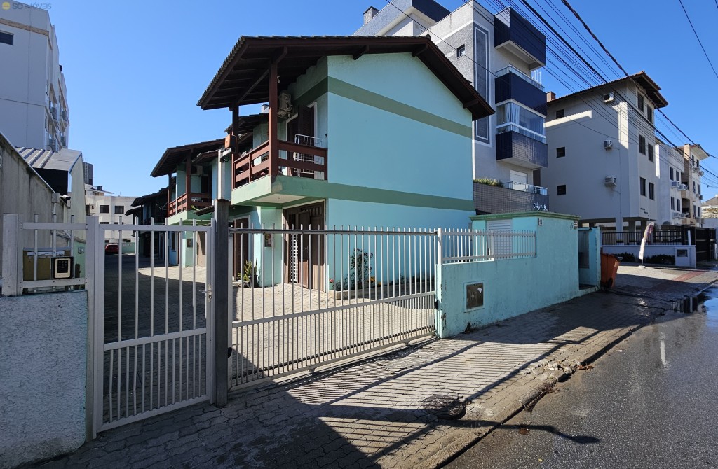 Sobrado Código 50066 para alugar em temporada no bairro Ingleses na cidade de Florianópolis