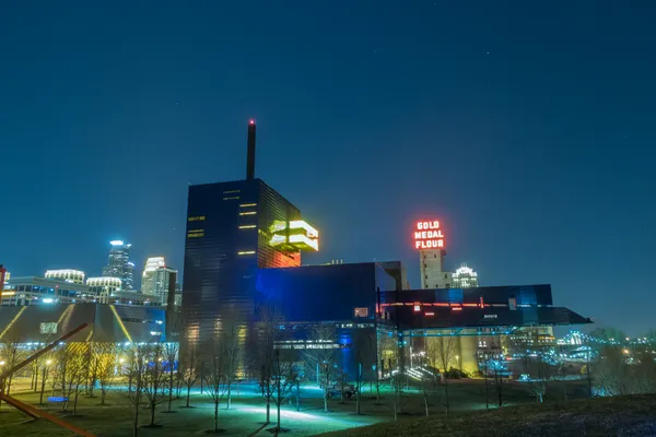 Guthrie at Night