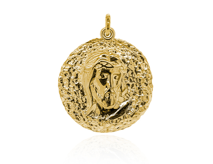 Charm in 18k yellow gold.