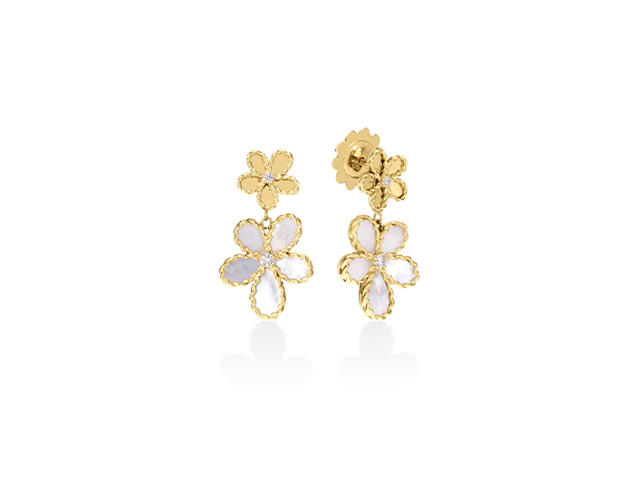 Roberto Coin Jasmine collection mother of pearl and round brilliant cut diamnd earrings in 18k yellow gold.