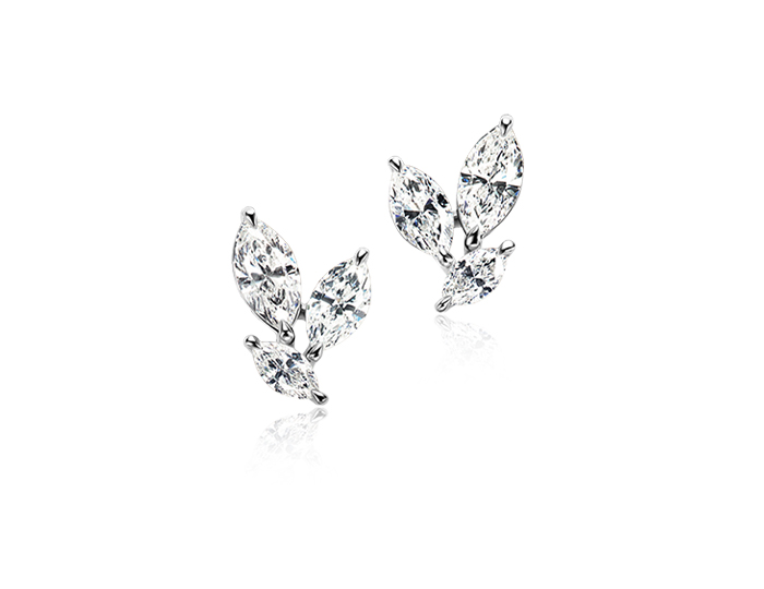 Marquise earrings in 18k white gold.