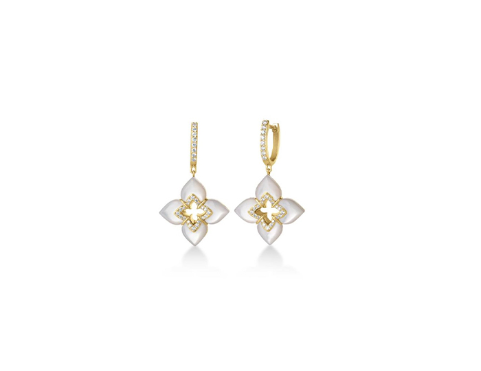 Roberto Coin Venetian Princess collection mother of pearl and round brilliant cut diamond earrings in 18k yellow gold.