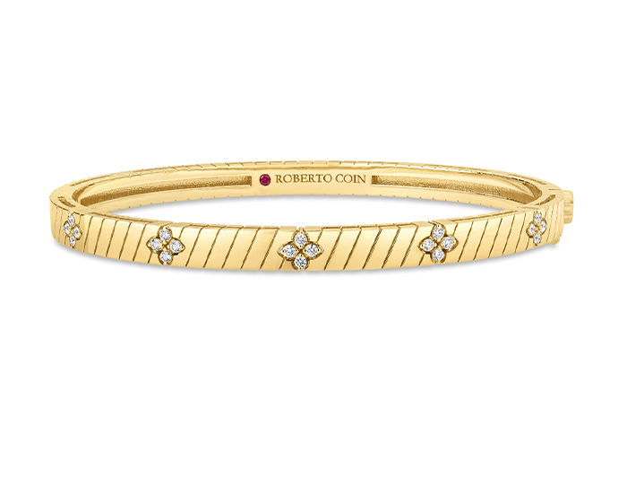 Roberto Coin Love in Verona collection round brilliant cut diamond ridged bracelet in 18k yellow gold.