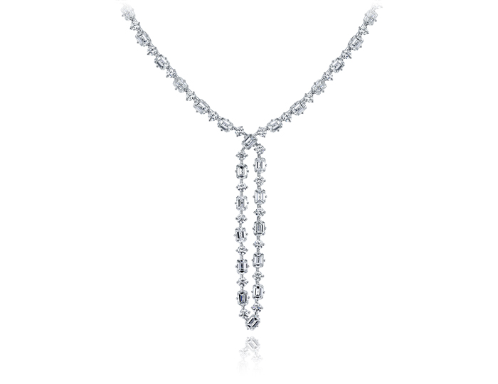 Emerald and round brilliant cut diamond necklace 18k white gold.