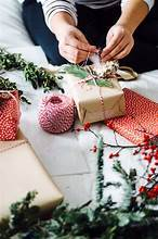 Holiday gift wrapping