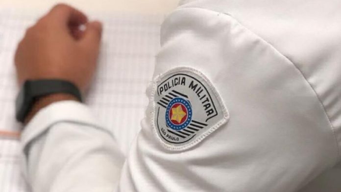 Concurso PM SP Médico - Alfacon Para concorrer será necessário possuir formação de nível superior, com remuneração inicial de R$ 7.577,32 , podendo chegar a R$ 8.362,99.