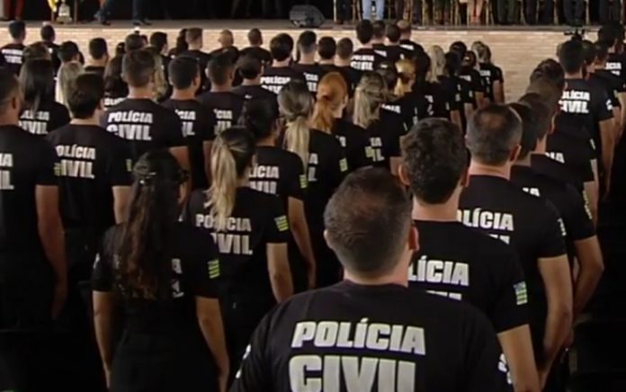 Concurso PC GO - Alfacon Ao todo serão oferecidas 864 vagas, destinadas aos cargos de delegado, agente, escrivão e papiloscopista.