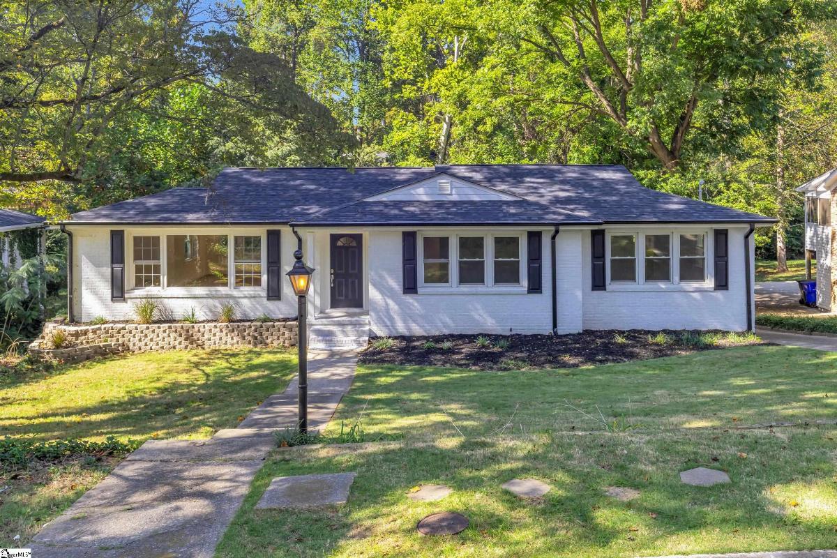 211 Bradley Boulevard