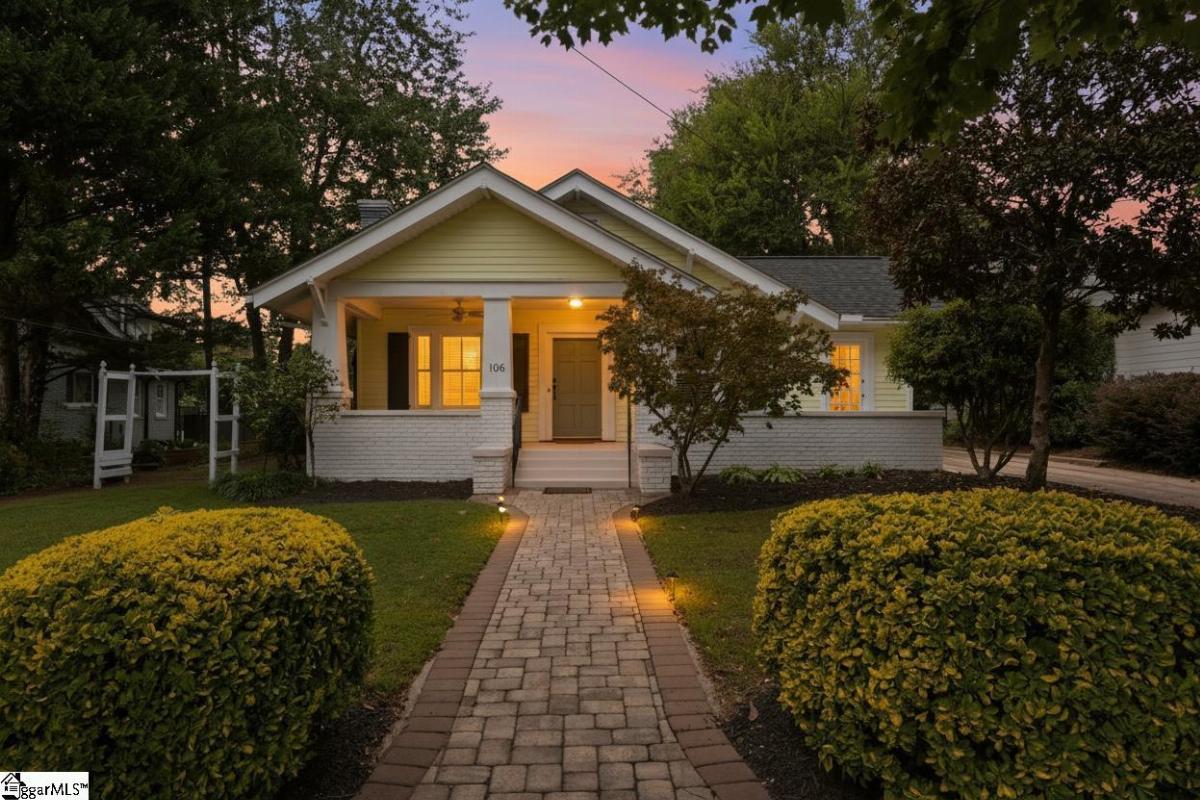 106 W Prentiss Avenue