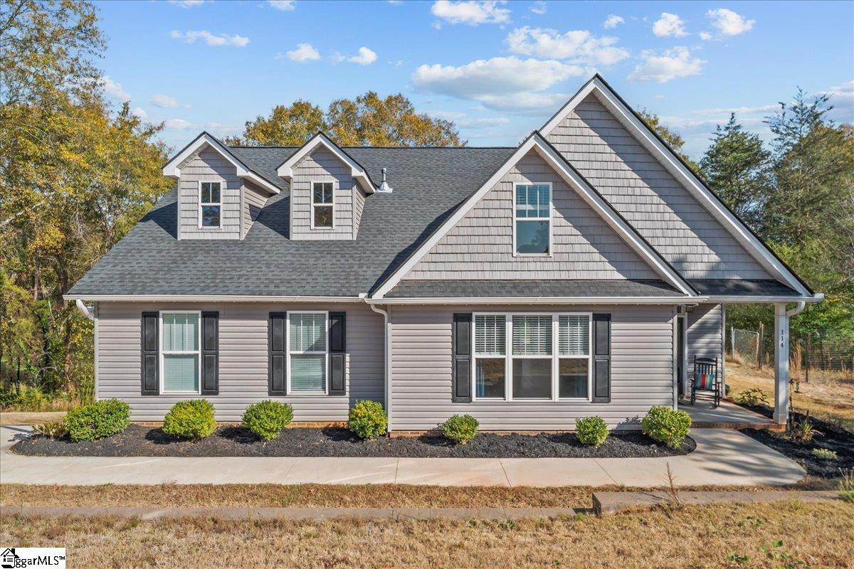 114 Lake Forest Circle