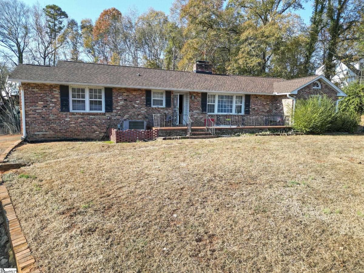 2821 poinsett Highway