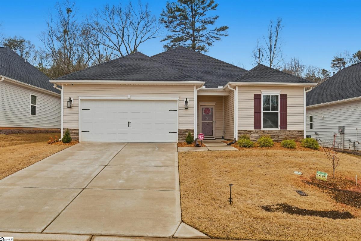 541 Clairbrook Court