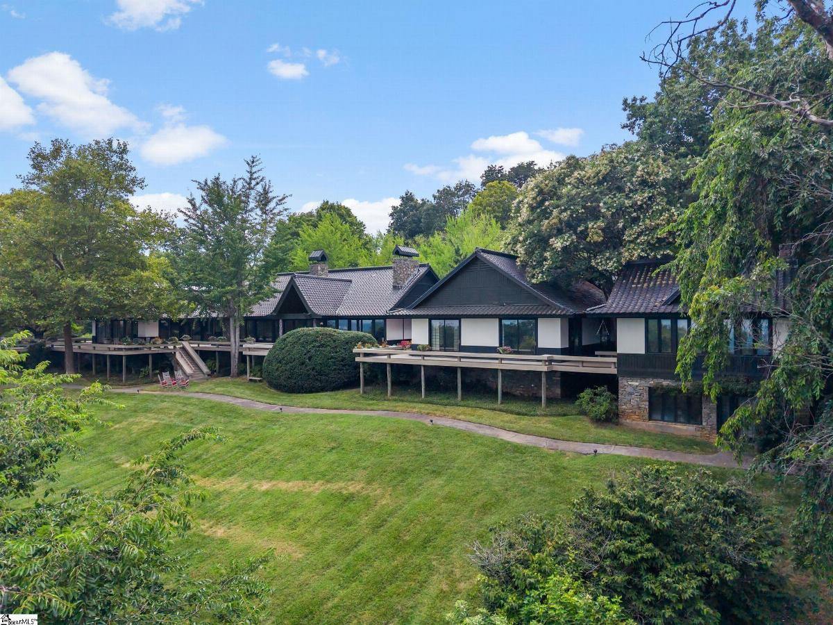 110 Huckleberry Ridge