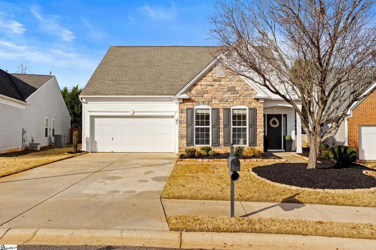 113 St James Place Drive