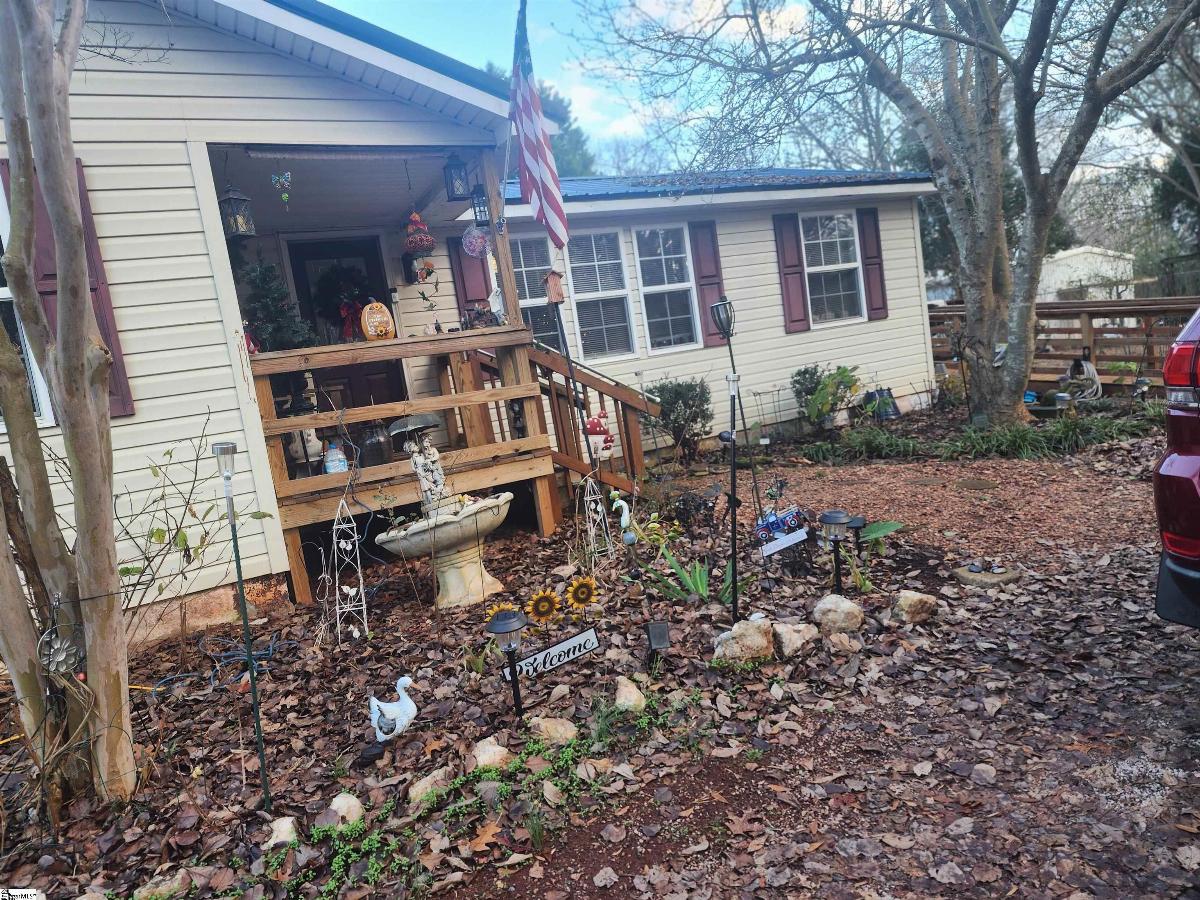 1206 Manse Jolly Road