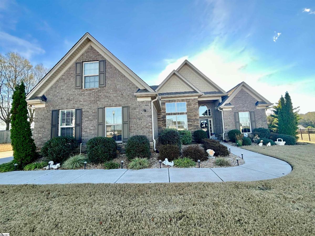 402 Meadowcroft Lane