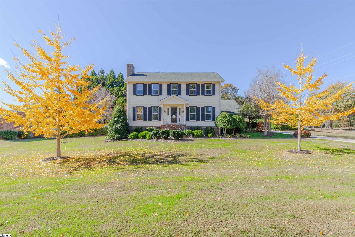102 Yorkshire Drive