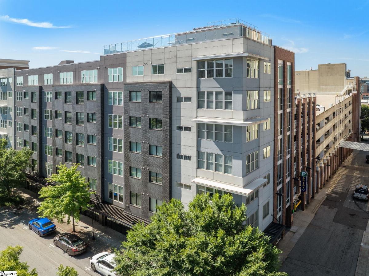 100 E Washington Street