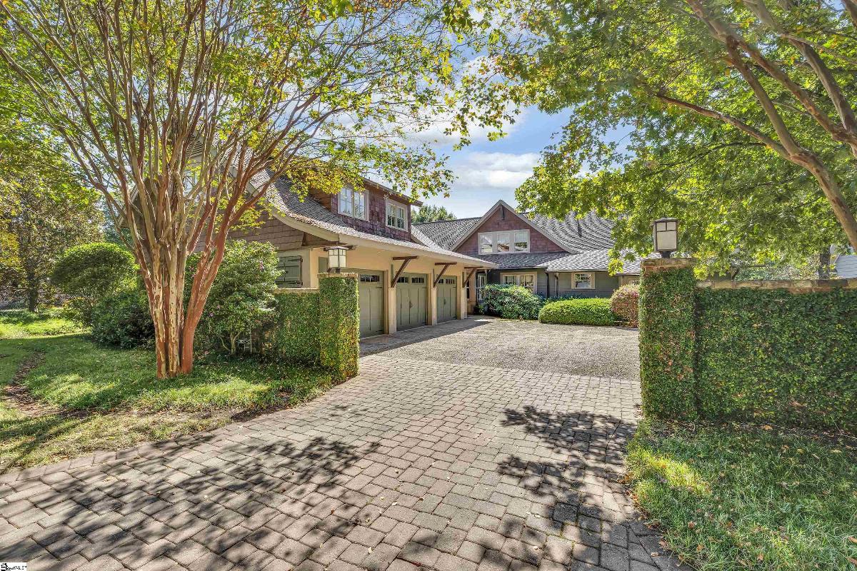 1 Keller's Gate Court