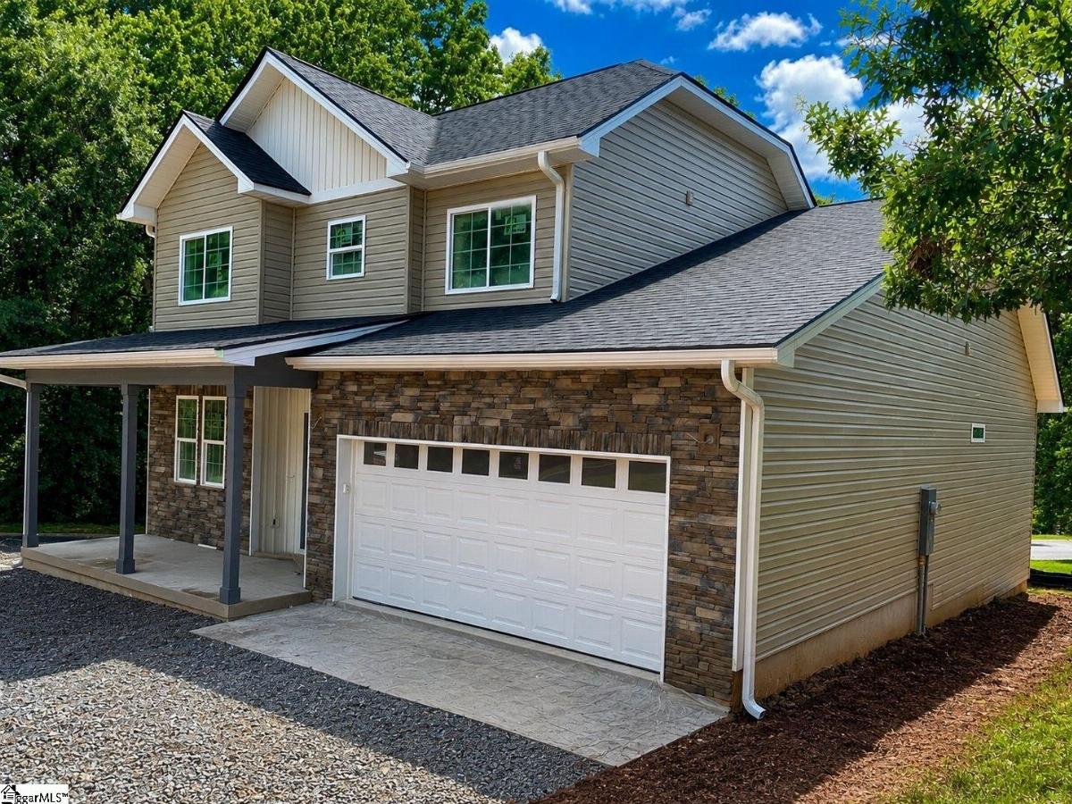 405 Landstone Terrace