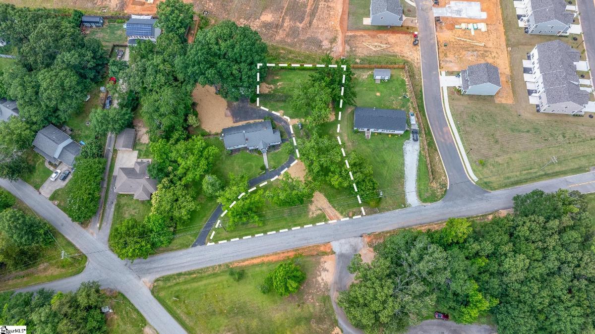 18 N Davis Drive