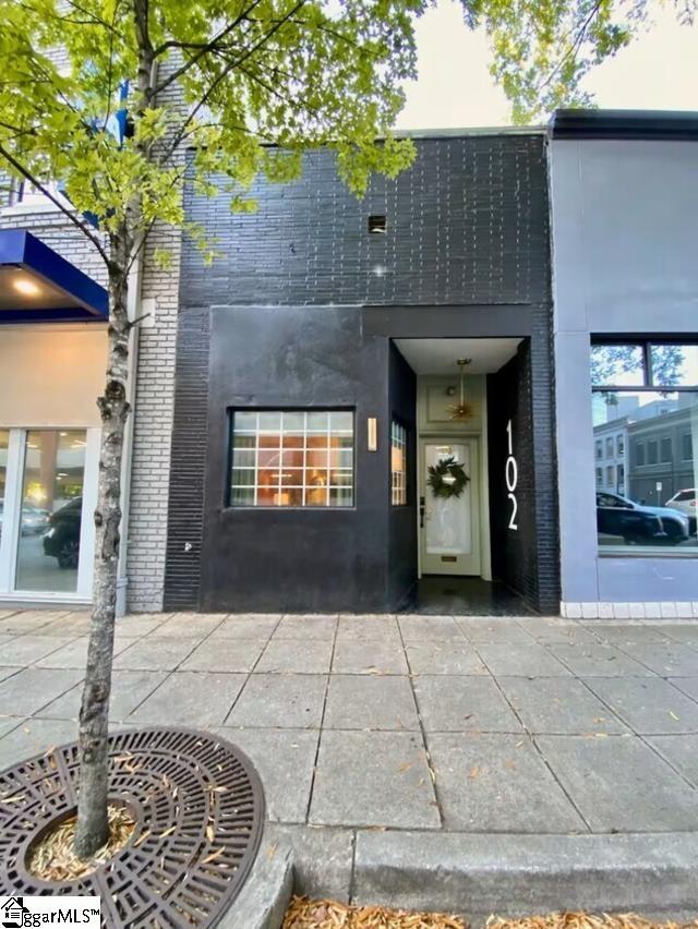 102 W North Street
