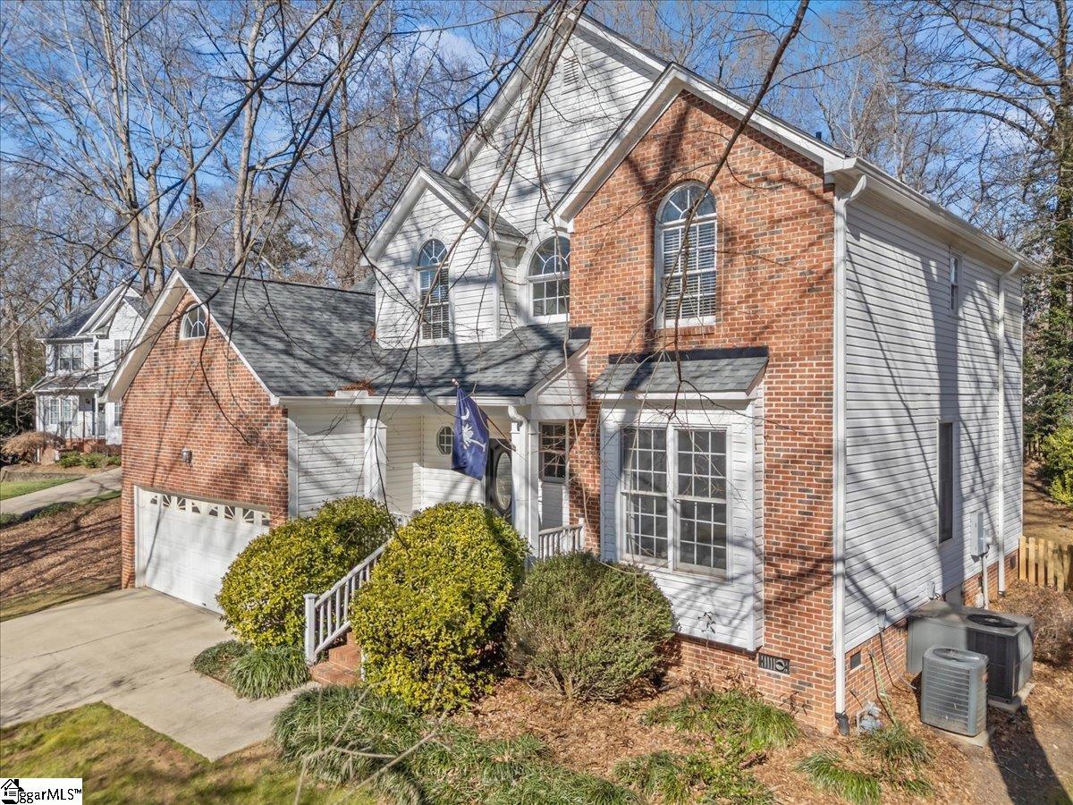 6 Indian Laurel Court
