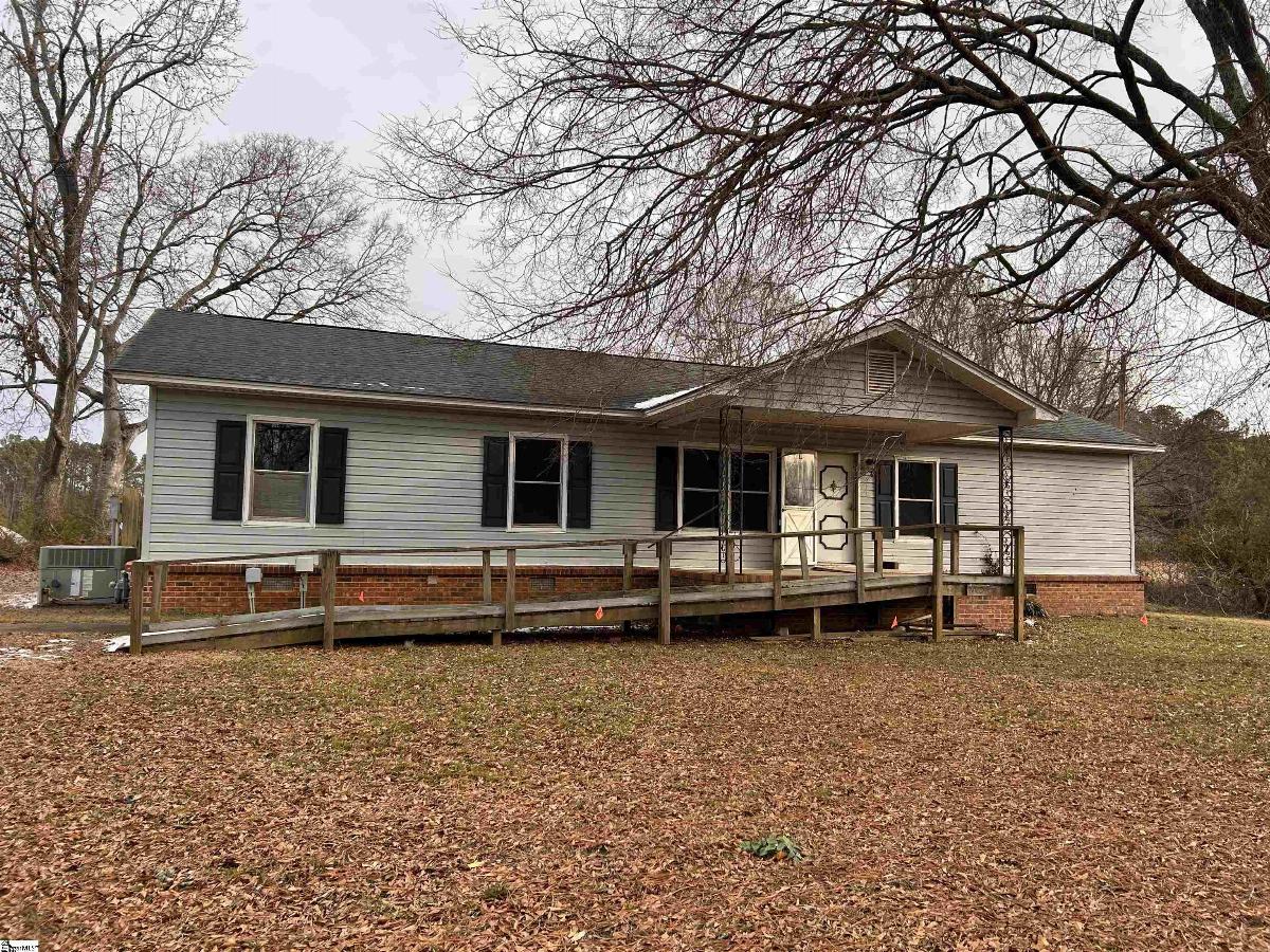 822 Ranch Road