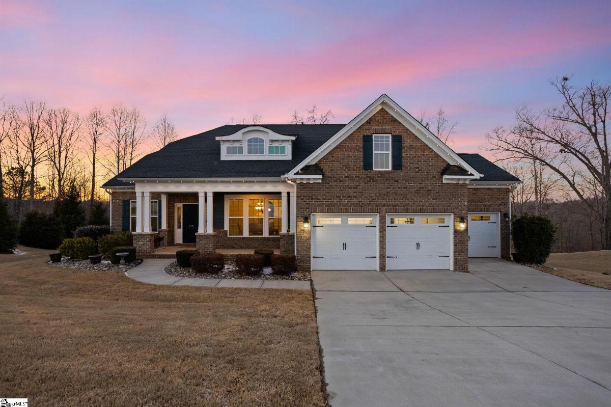 216 Scotts Bluff Drive