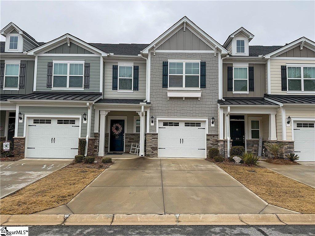 217 Nautique Court