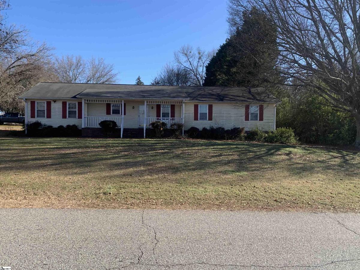 201 Knollwood Drive