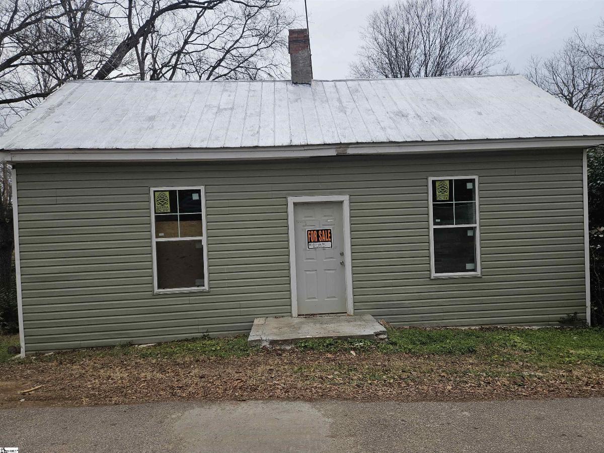 102 Pine Street
