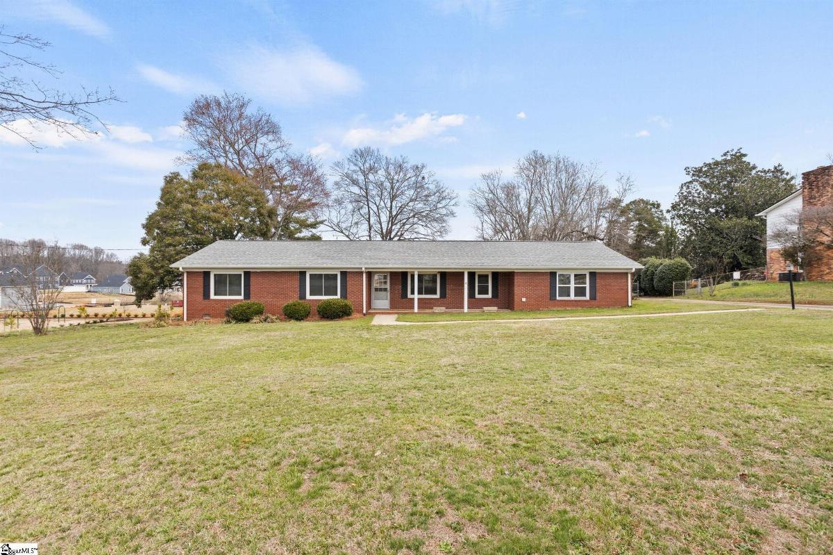 411 Pelzer Highway