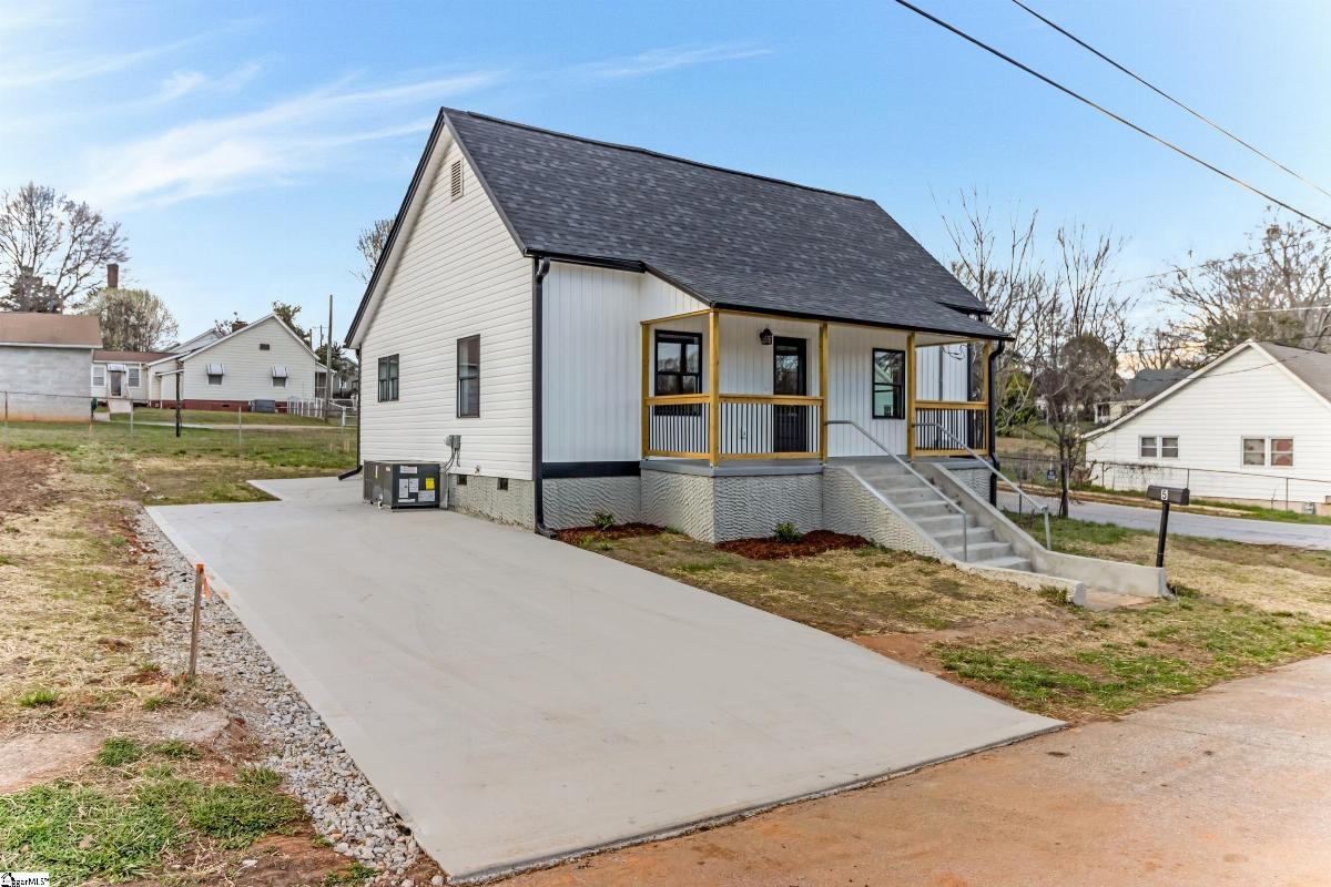 10 Adger Street