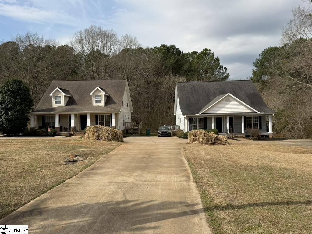 108 Bentwood Circle