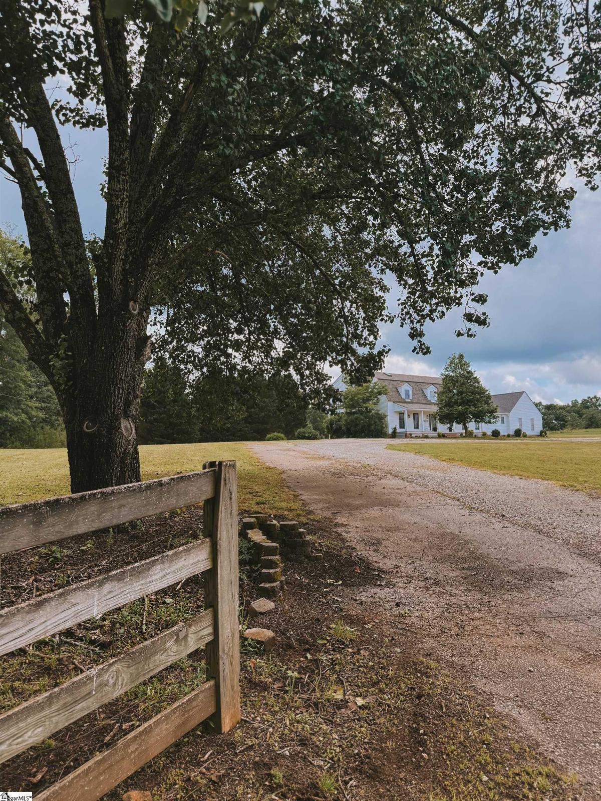 868 Old  Hundred Road