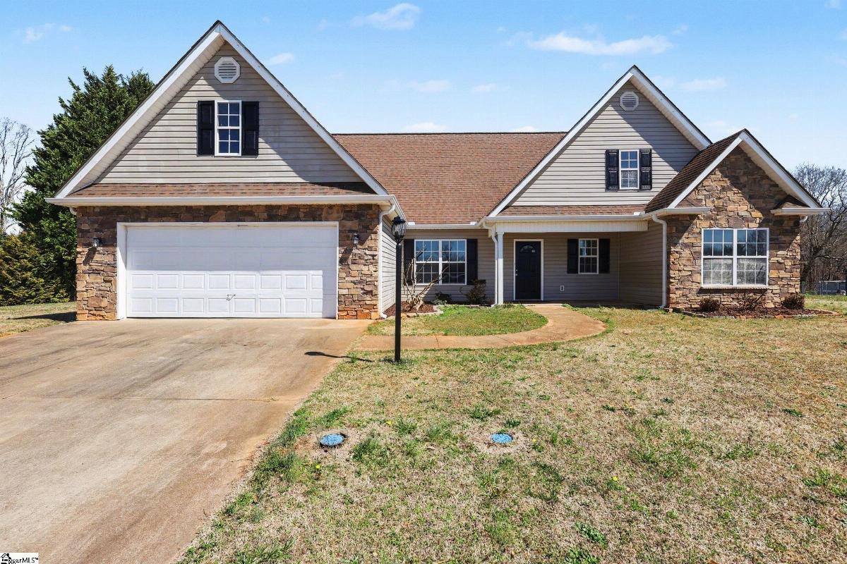 1 Long Pond Court