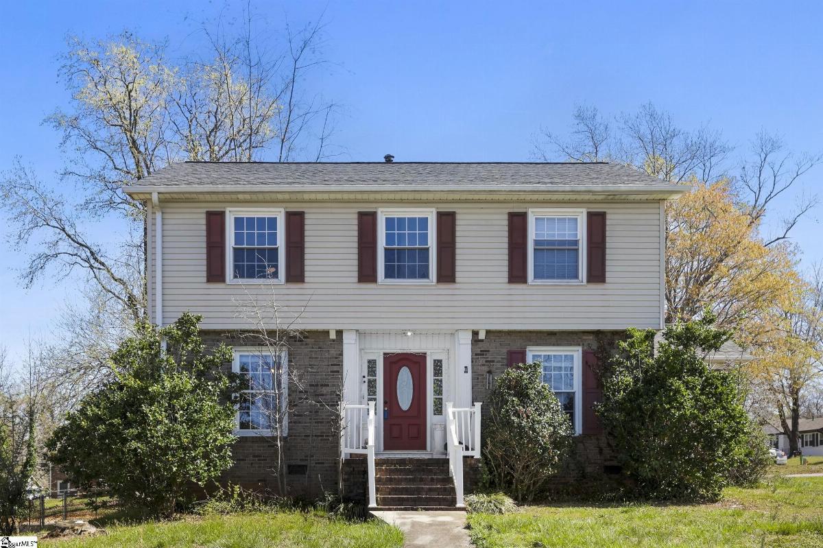 200 Yorkshire Drive