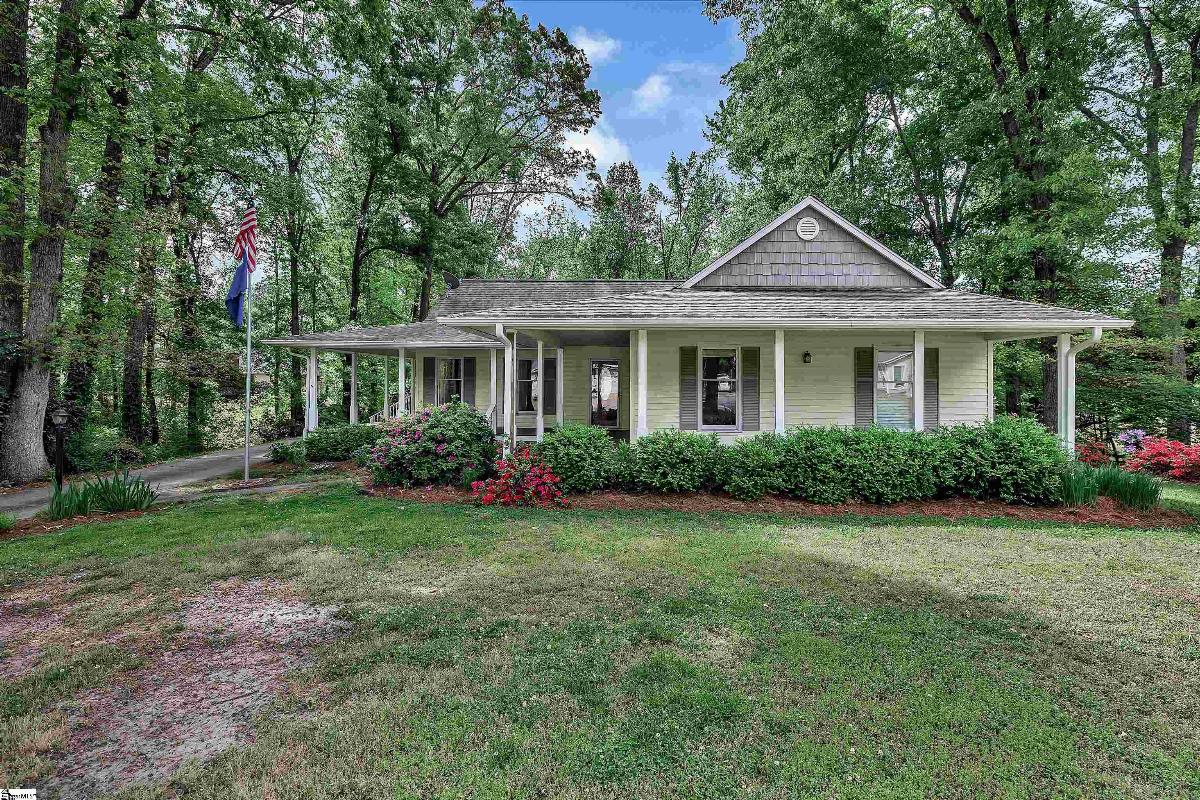 126 Coachman Drive