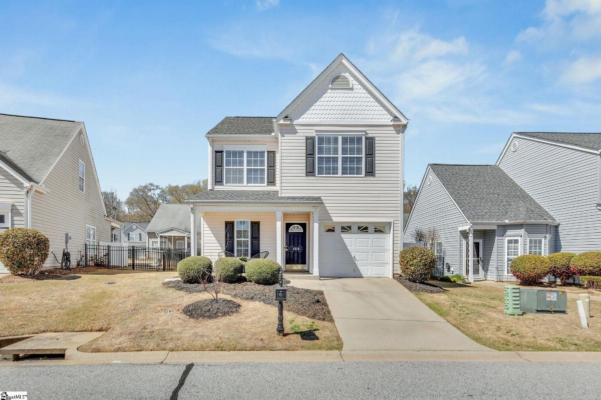 105 Pin Oak Court