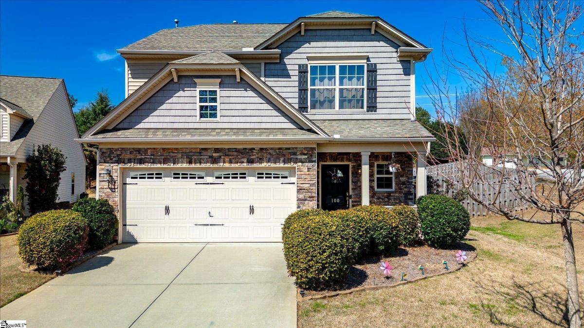 100 Romsey Circle