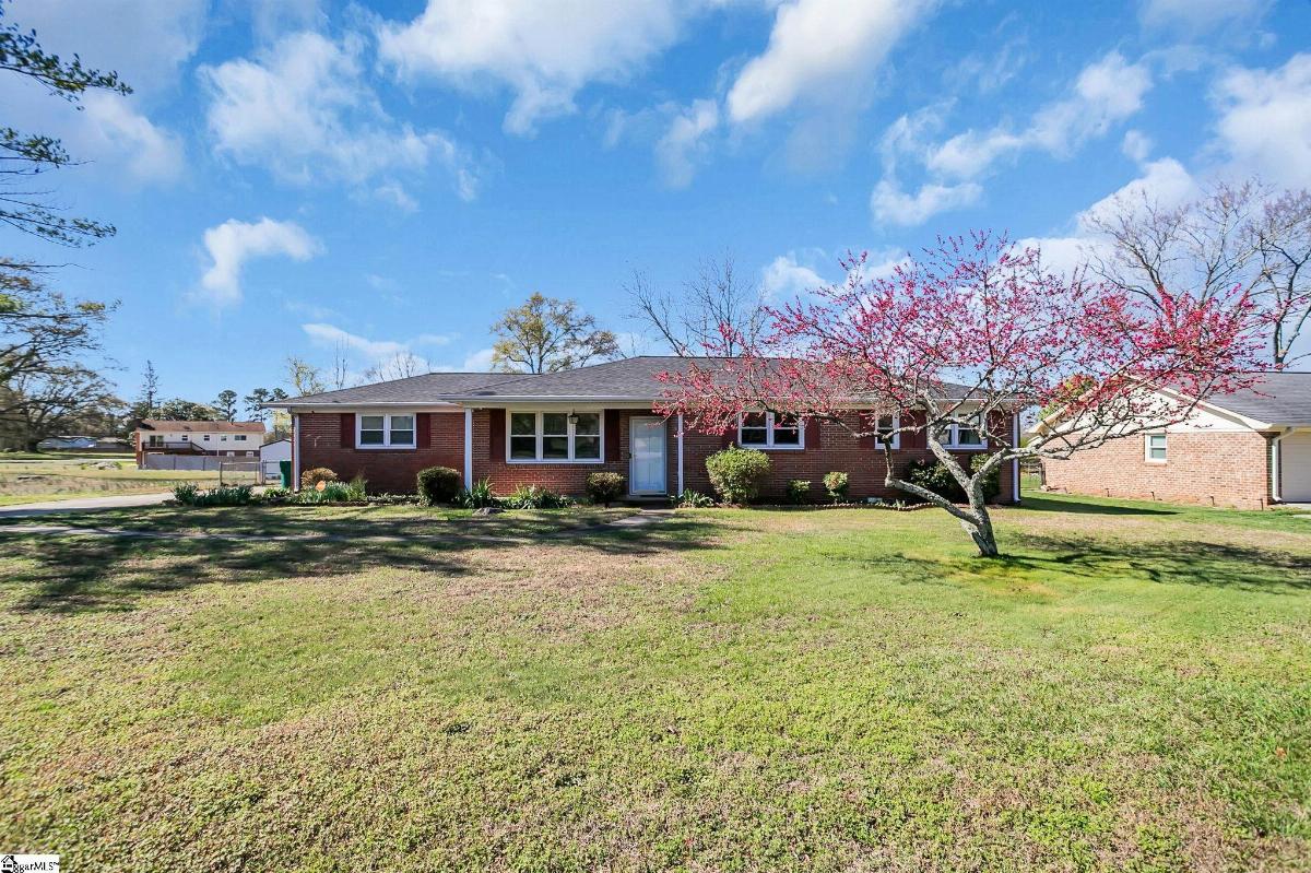 464 Bishop Drive