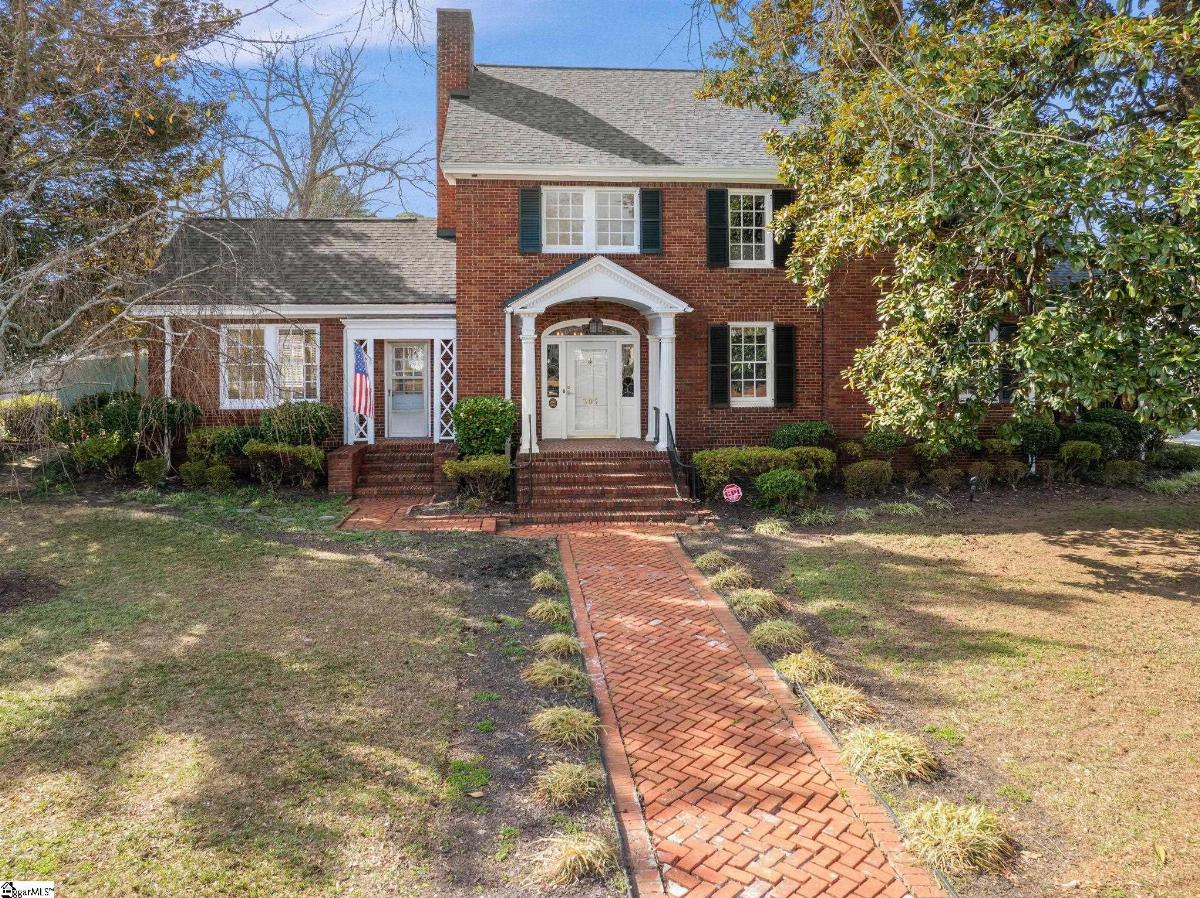 305 N Main Street