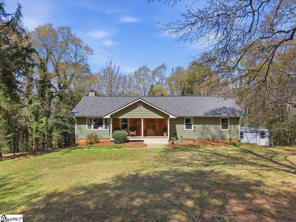 90 Southwood Drive