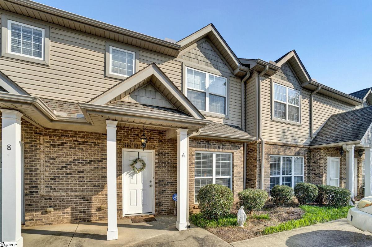 6 Amity Lane
