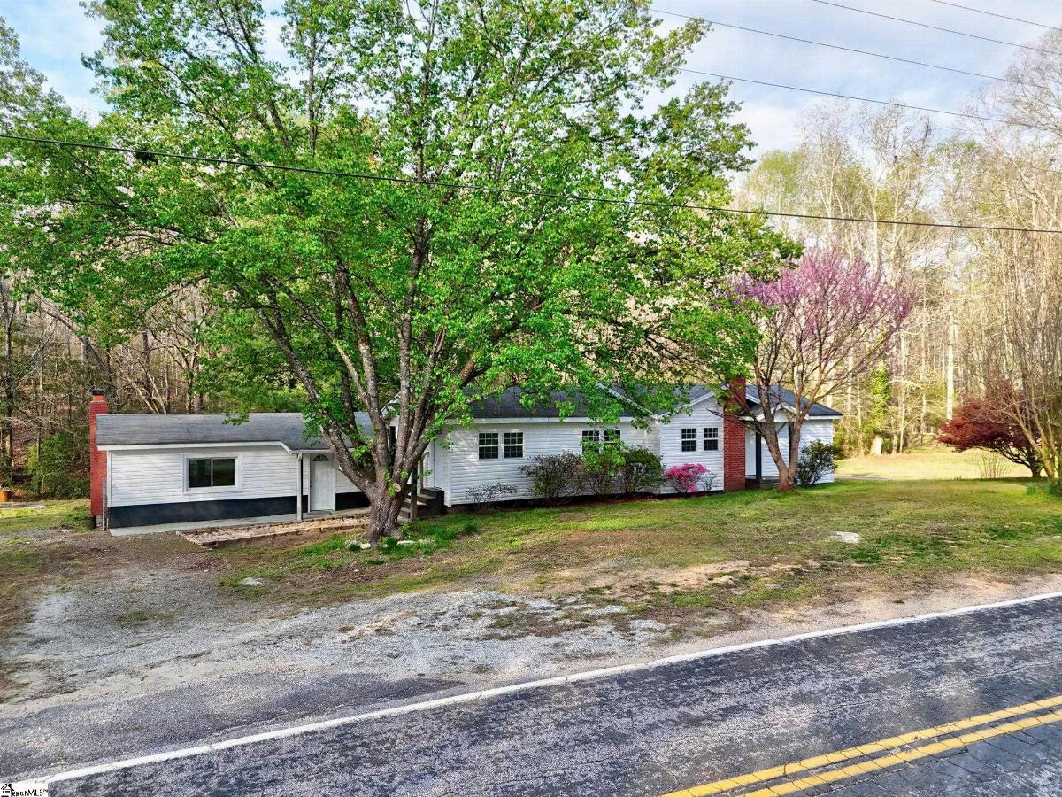 303 Garren Road