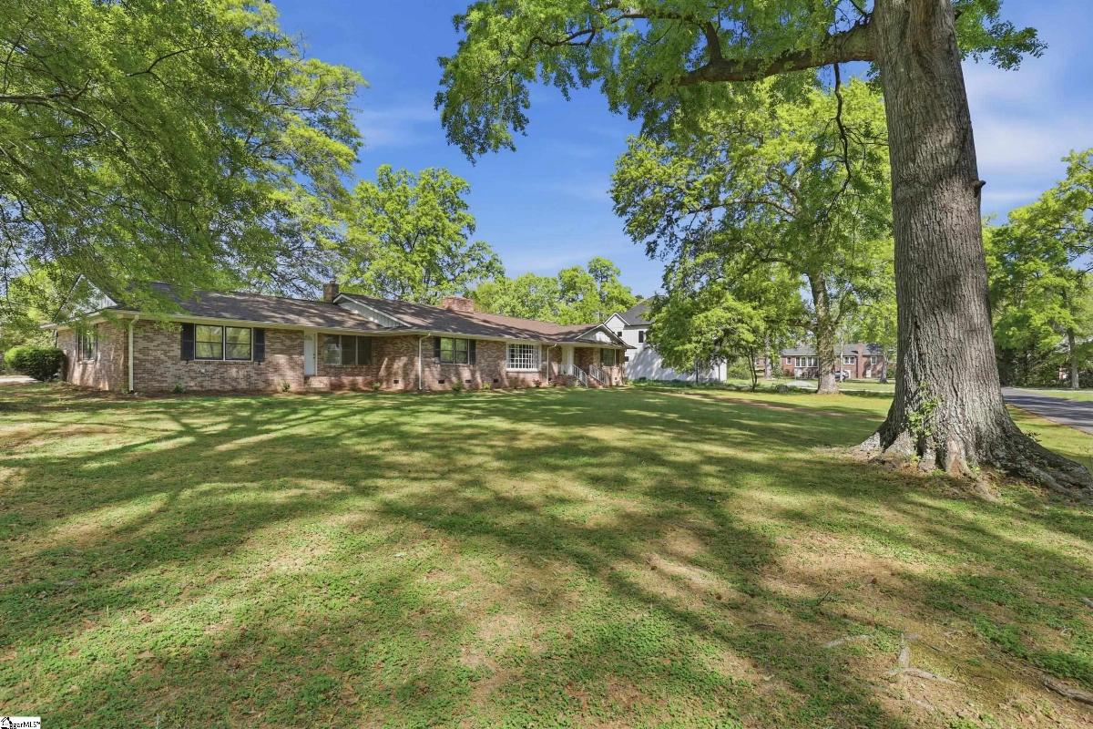 106 Ansel Drive