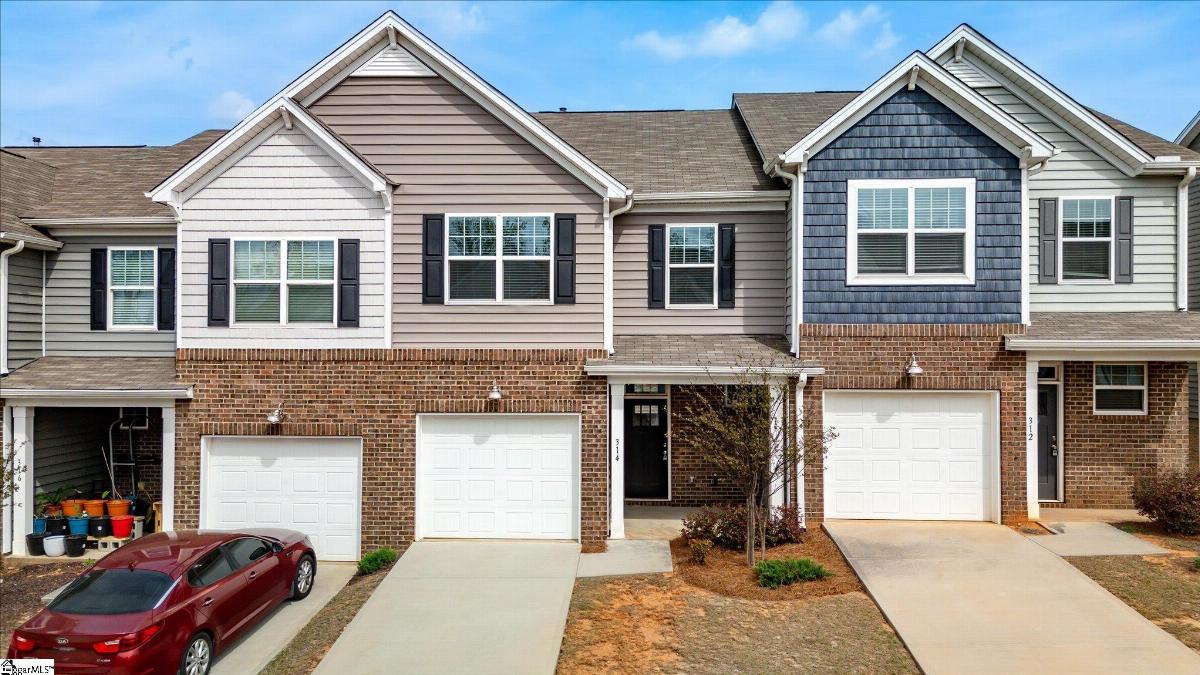 314 E Compass Way